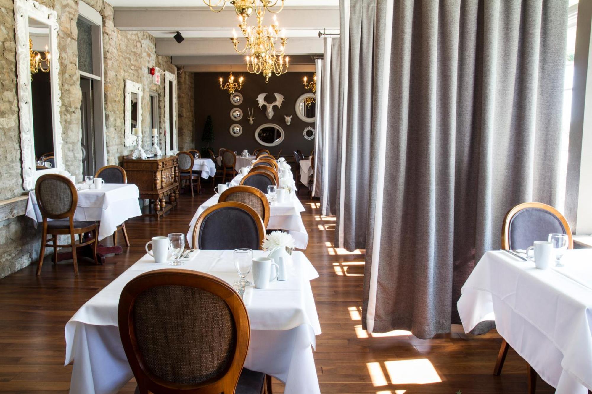 Old Stone Inn Boutique Hotel Niagara Bagian luar foto